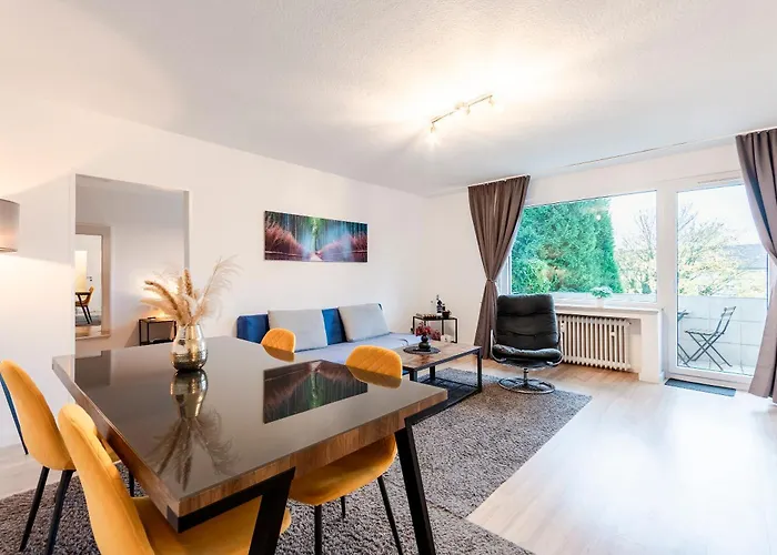 Chillcouture Chillen An Der Zeche Zollverein, Chilling At Zeche Zollverein Close To Downtown